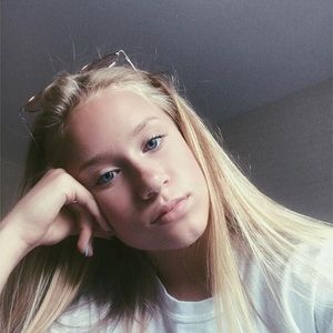 Meet your Posher, Kendall